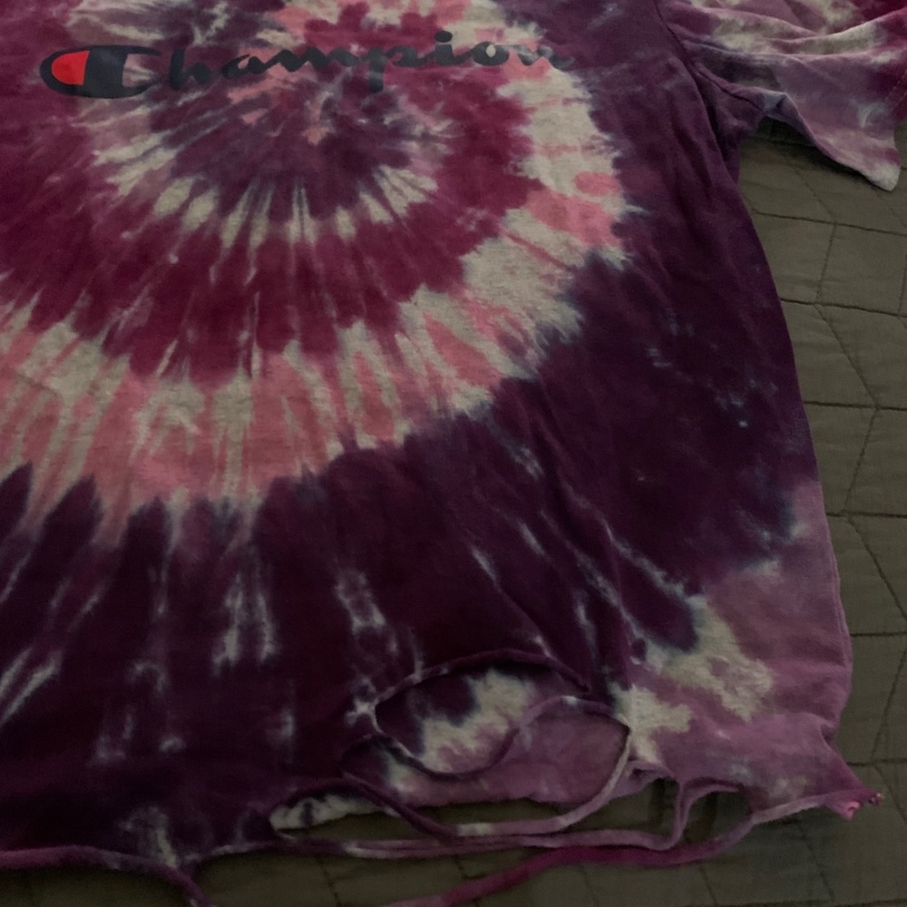 Champion tie dyed shirt - Picture 3 of 4